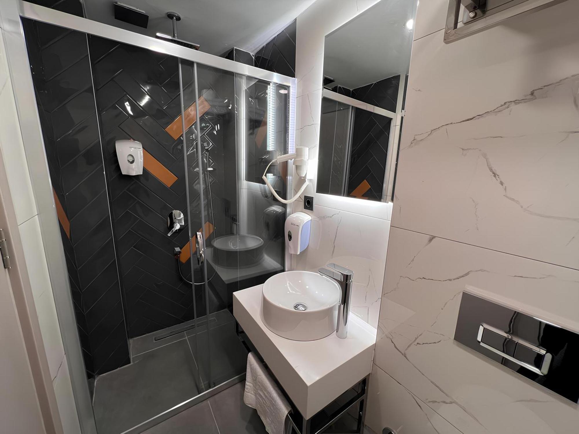 Roi Hotel Ізмір Екстер'єр фото