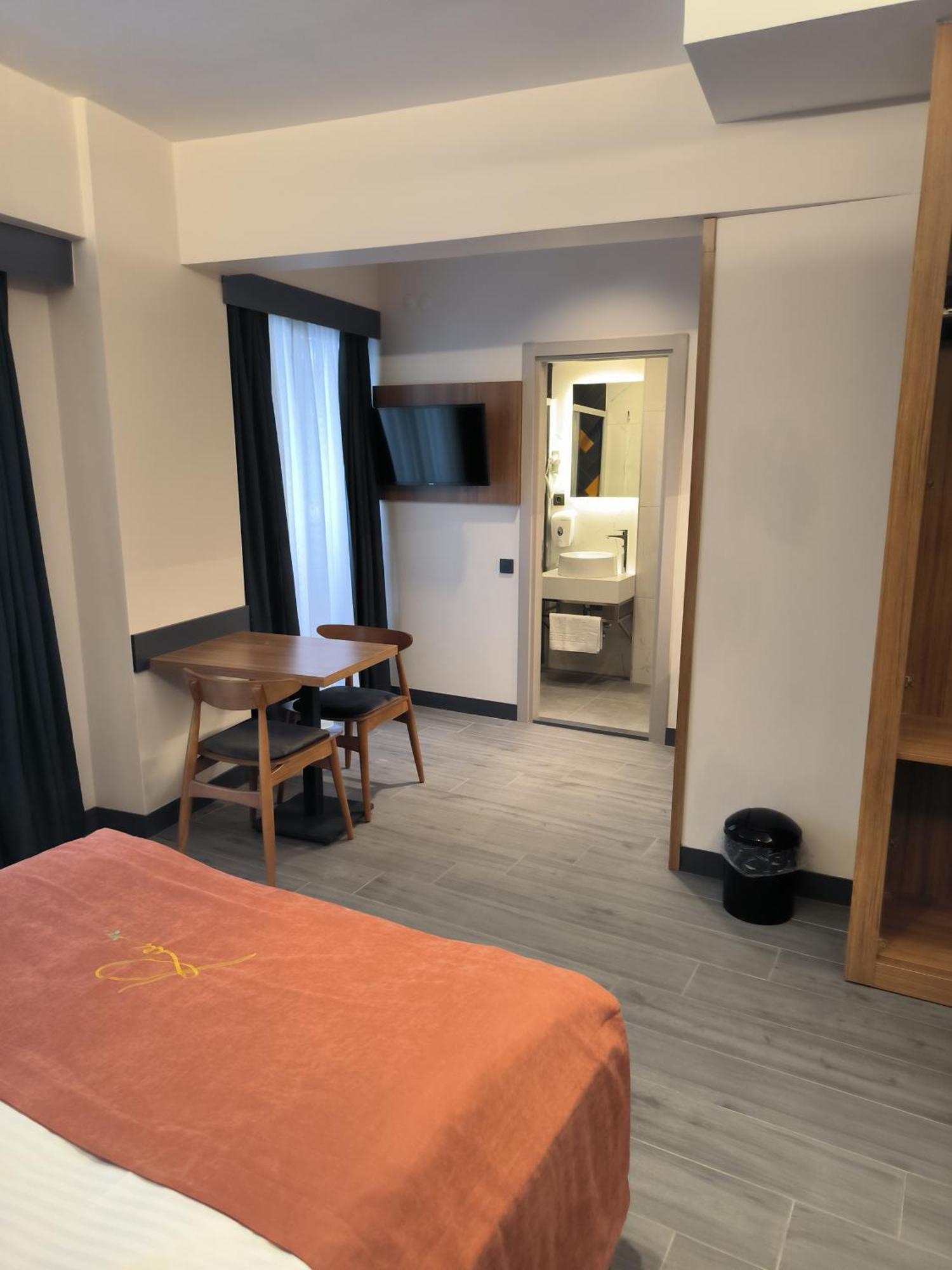 Roi Hotel Ізмір Екстер'єр фото